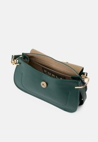 Furla FLOW MINI TOP HANDLE - Käekott - botanical green