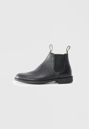Stiefelette - black