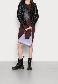 Vero Moda Stickad klänning - mottled bordeaux