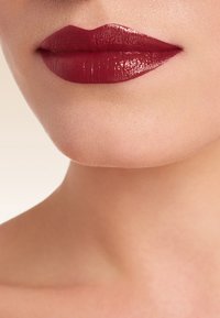 Code8 COLOUR BRILLIANCE CREAM LIPSTICK - Lippenstift - Roaring 20s