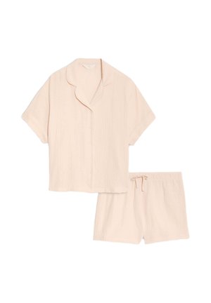 Lichtroze katoenen pyjamapakket met een kortarmige bovenkant met knopen en shorts met elastische tailleband en trekkoord voor een verstelbare pasvorm.