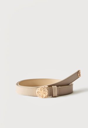 Guess, - Pas