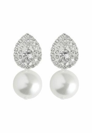 Silberfarbene Ohrringe mit einem Tropfen-Design, verziert mit Strasssteinen und einer großen weißen Perle am Ende.