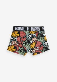 Chłopięce bokserki z kolorowym wzorem postaci Marvela. Wykonane z elastycznego materiału, z czarnym pasem z napisem „MARVEL.”