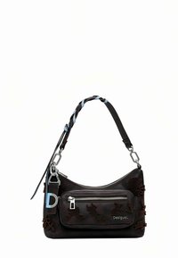 Schwarze Lederhandtasche mit geschwungener Form, verziert mit floralen Applikationen, einer vorderen Reißverschlusstasche und einem geflochtenen Riemen in Blau und Schwarz.