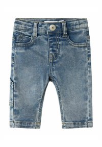 Jeansshorts i ljusblått med en urtvättad finish, med sydda detaljer, framfickor och en metallknappstängning vid midjan.