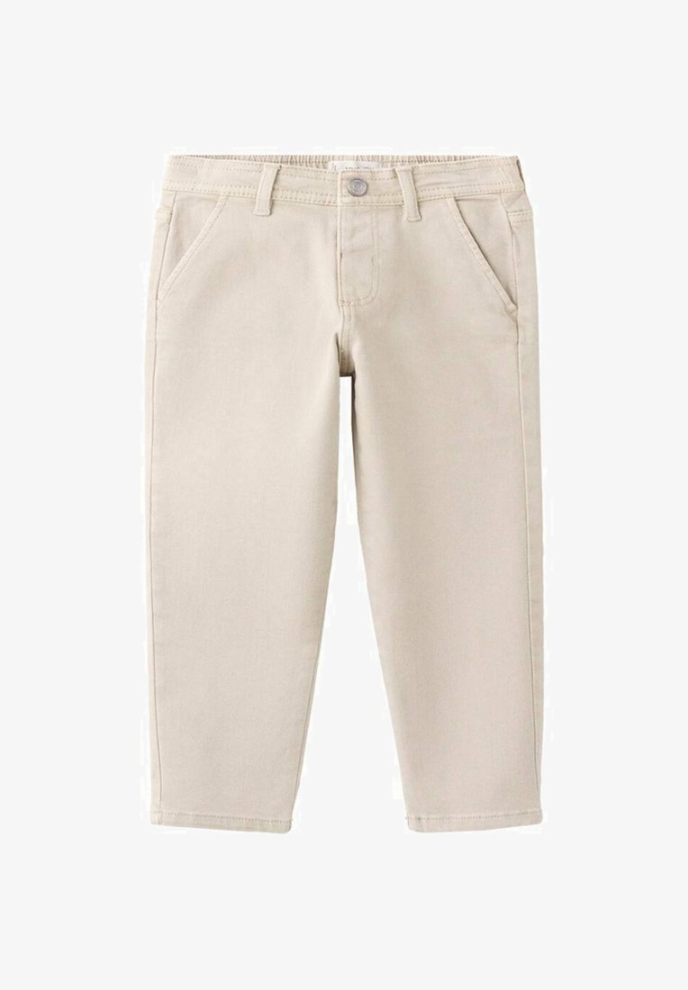 Pantaloni bej cu croială dreaptă, buzunare frontale, bucle pentru curea și închidere cu nasture, afișați pe un fundal alb.