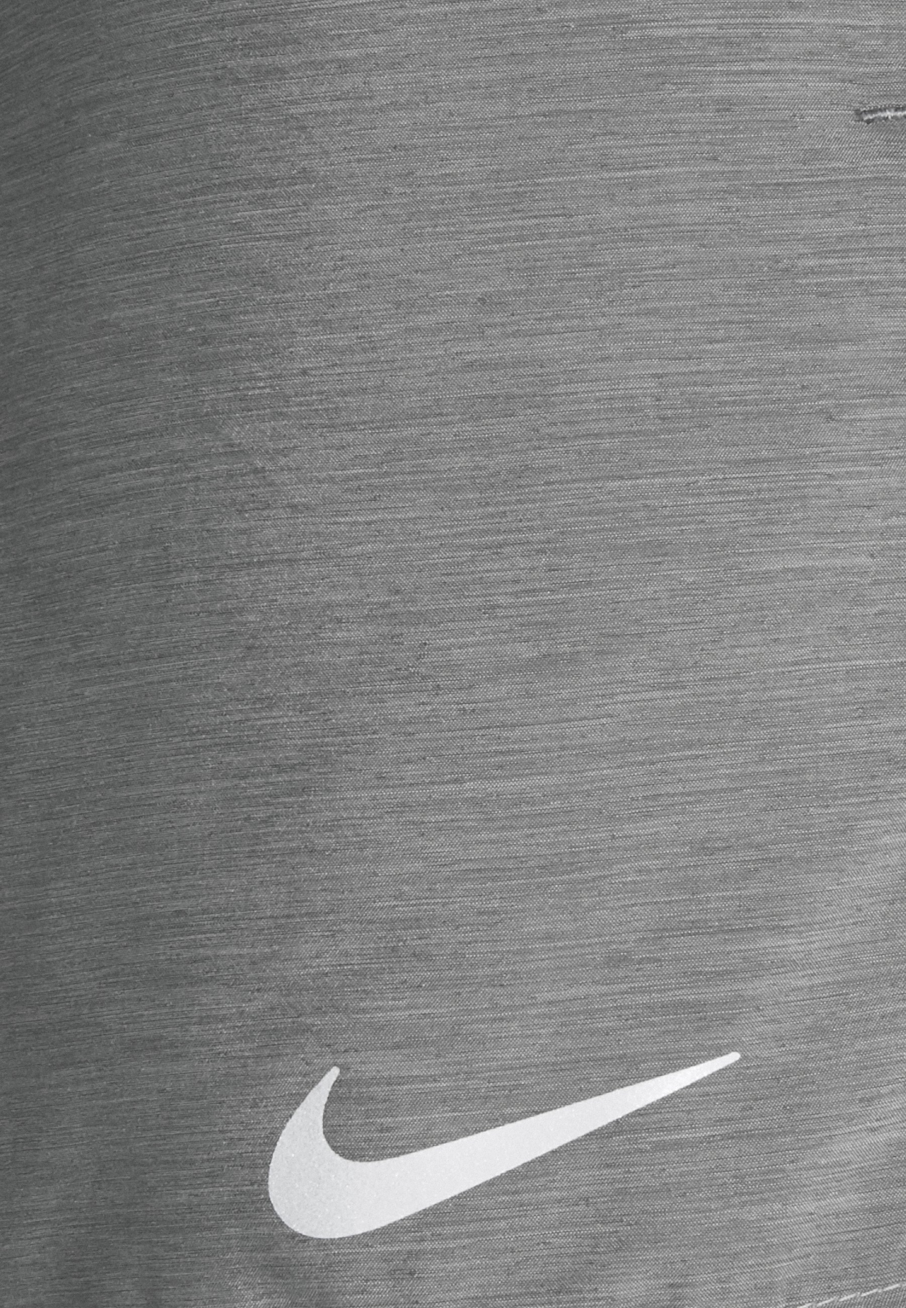 Nike Performance CHALLENGER - Sports shorts - smoke grey/reflective  silver/grey - Zalando.co.uk