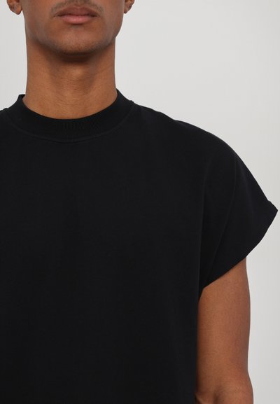 Won Hundred CREED - Topper - black