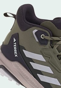 Adidas Terrex ANYLANDER - Hikingschuh - olive strata silver dawn amber tint