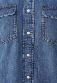 ONLY ONLSEVIGNY - Gombos blúz - dark blue denim
