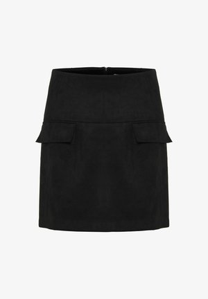 Minifalda de ante sintético negra con dos bolsillos delanteros, textura suave y cierre de cremallera en la parte posterior. Diseño de corte recto simple.