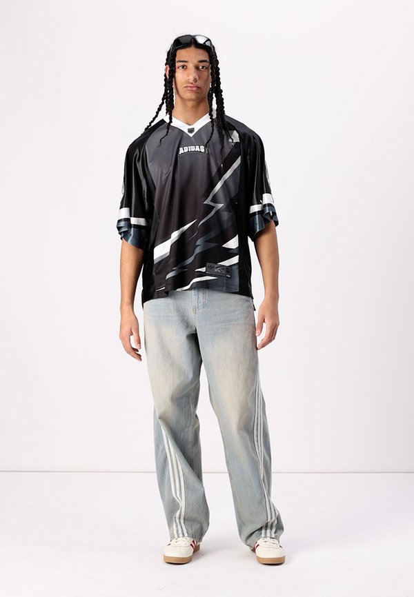 ADILENIUM SEASONAL 3 TEAM - Print T-shirt2