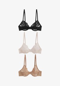 Geselecteerd, black nude cream