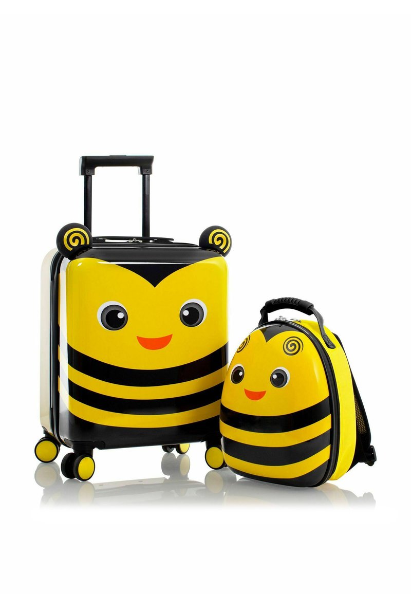 Valigia e zaino a tema api gialle, entrambi con strisce nere, volti sorridenti e dettagli a spirale. Superficie rigida con ruote.