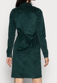 Vero Moda Sukienka koszulowa