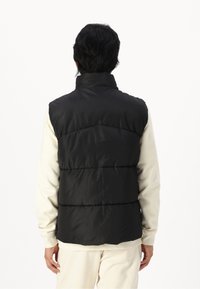 Only & Sons ONSJONAS VEST - Liemenė - black