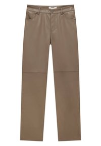 Helle, gefälschte Leder-Hosen im Straight-Leg-Stil mit glatter Textur, fünf Taschen, Metallbeschlägen und Steppnähten in der Nähe der Knie.