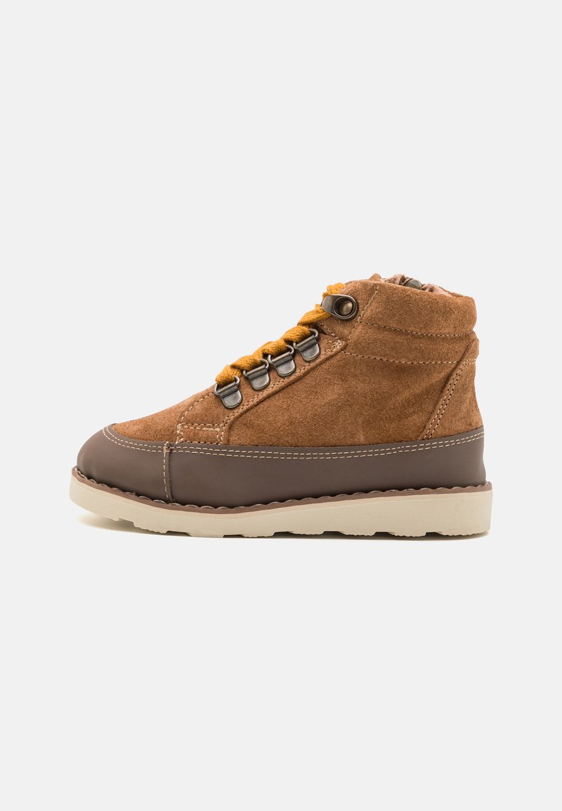 Petit Nord Copenhagen TREK BOOT UNISEX - Suvarstomi aulinukai - mushroom