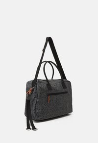 Kidzroom DIAPER BAG WINNIE THE POOH BETTER CARE SET - Torba za presvlačenje beba - grey