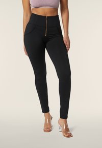 Freddy WR.UP® CLASSIC PUSH-UP - Friluftsbukser - nero