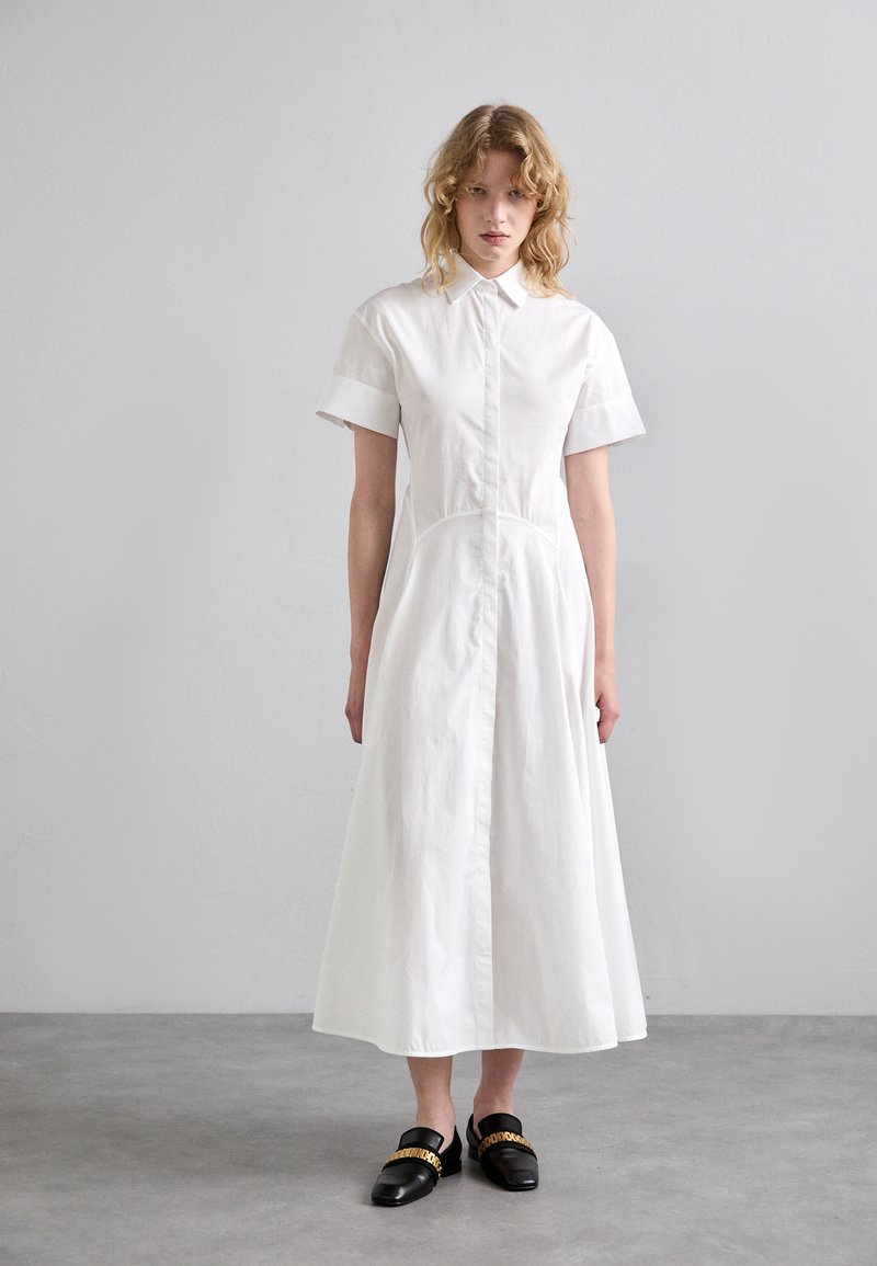 Victoria Beckham - PANELLED DRESS - Vestido camisero - white, Ampliar