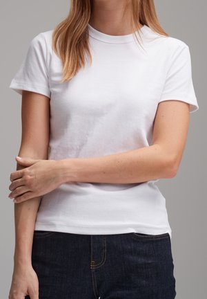 Camiseta básica - white