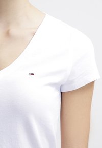 Hilfiger Denim LEELA - T-shirt basic