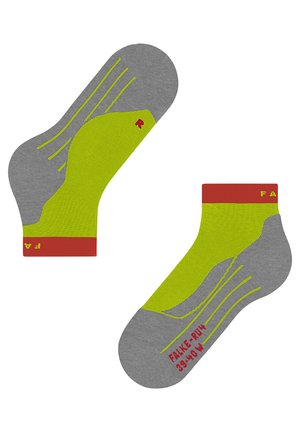 RU4 SHORT RUNNING MEDIUM CUSHIONING - Chaussettes de sport - lime