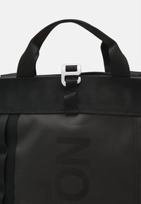 The North Face BASE CAMP - Hátizsák - black
