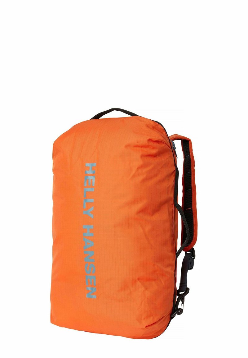 Sac à dos orange avec une surface texturée, équipé de bretelles noires ajustables et d'un logo gris "HELLEY HANSEN" sur le devant.