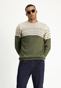 Kigili Strickpullover - medium khaki