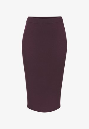 Burgundy pencil skirt with a smooth, stretchy fabric. Features a high elastic waistband and a fitted silhouette, reaching mid-calf.