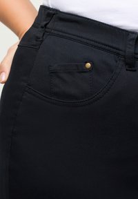 Ulla Popken Pantalon classique - marine