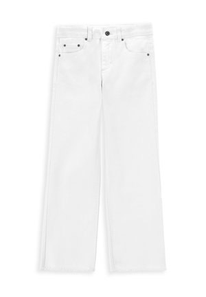 Białe dżinsowe spodnie w stylu wide-leg z wysokim stanem, postrzępionym dołem, kieszeniami z przodu oraz kontrastowymi czarnymi detalami.