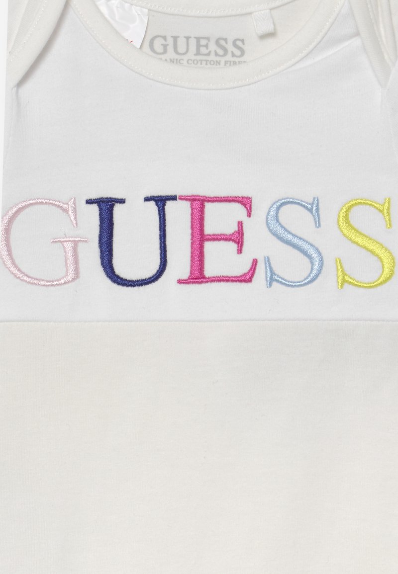 Kinder Shirts & Tops | Guess NEWBORN PANTS SET UNISEX Geschenk zur Geburt salt white/weiß - US34670 Kinder Shirts & Tops | Guess NEWBORN PANTS SET UNISEX Geschenk zur Geburt salt white/weiß - US34670