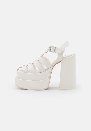 Steve Madden CARLITA - Sandali z visoko peto - white