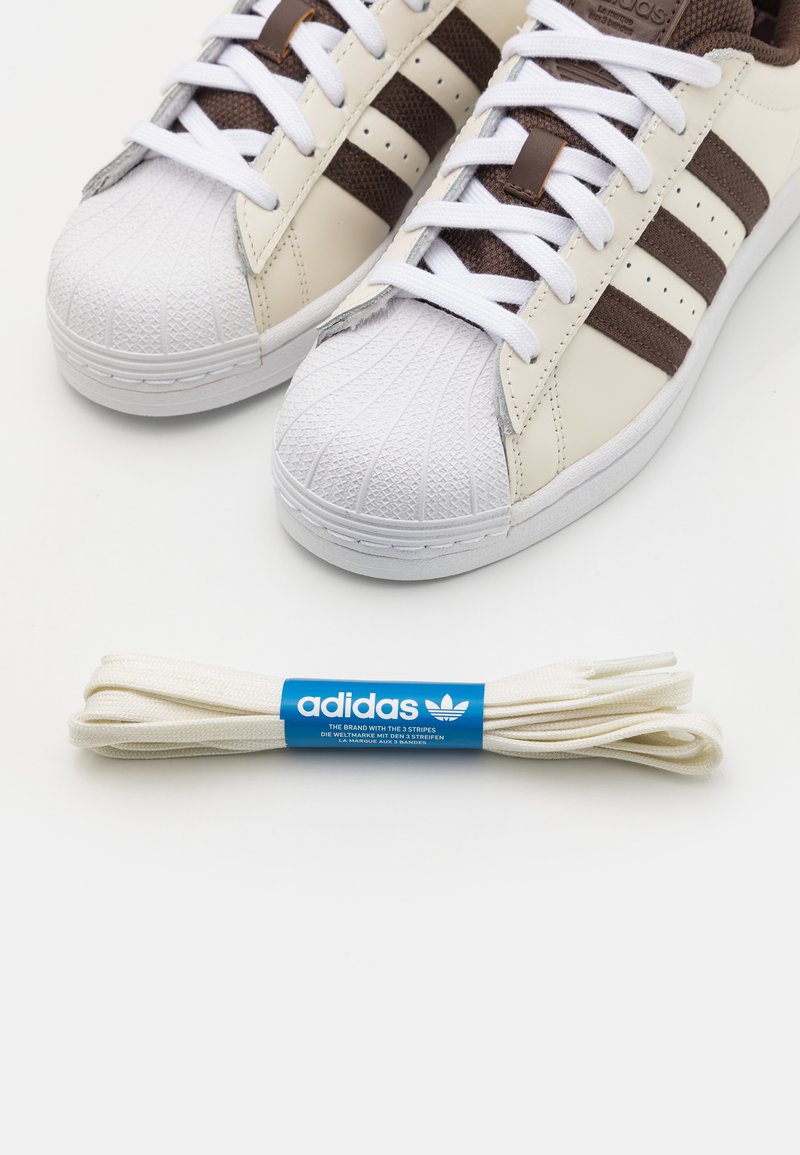 adidas superstar white-brown-white