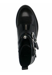 Manfield Tronchetti - schwarz