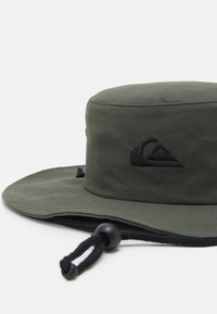 Thumbnail Image 4