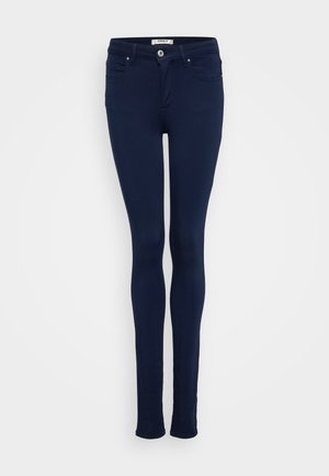 Tamno plave uske traperice od rastezljive tkanine, s glatkom teksturom, dizajnom s pet džepova i dugmetom za zatvaranje na struku.