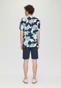 QS MIT ALL-OVER - T-Shirt print - tiefblau