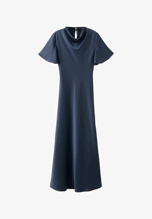 Mørkeblå, gulvlange kjole med korte flæseærmer, draperet halsudskæring og nøglehulslukning bagpå.