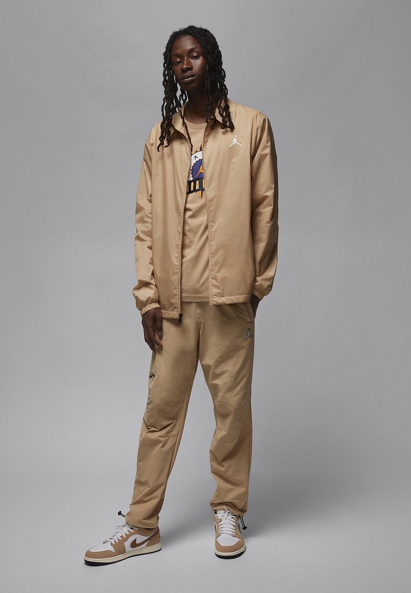 Jordan Lichte jas beige
