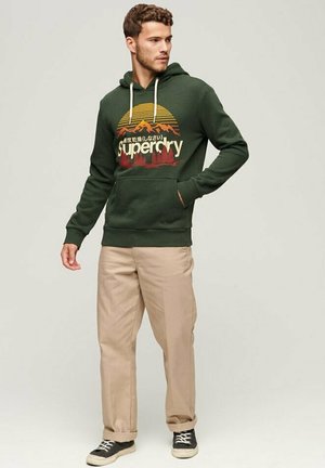 Superdry CORE LOGO GREAT OUTDOORS - Hættetrøje - campus green grit