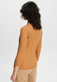 edc by Esprit Longsleeve - cognac