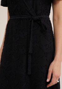 WE Fashion Dnevna haljina - black