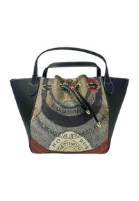 Sort tote bag med et mønstret foran, der har indviklede designs, iøjnefaldende farver og guldfarvet hardware til lukning og detaljer.