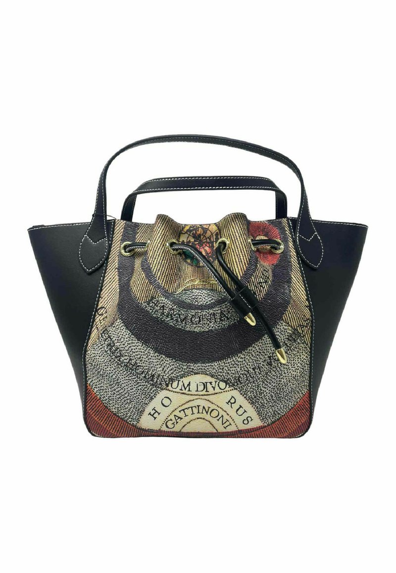 Sort tote bag med et mønstret foran, der har indviklede designs, iøjnefaldende farver og guldfarvet hardware til lukning og detaljer.
