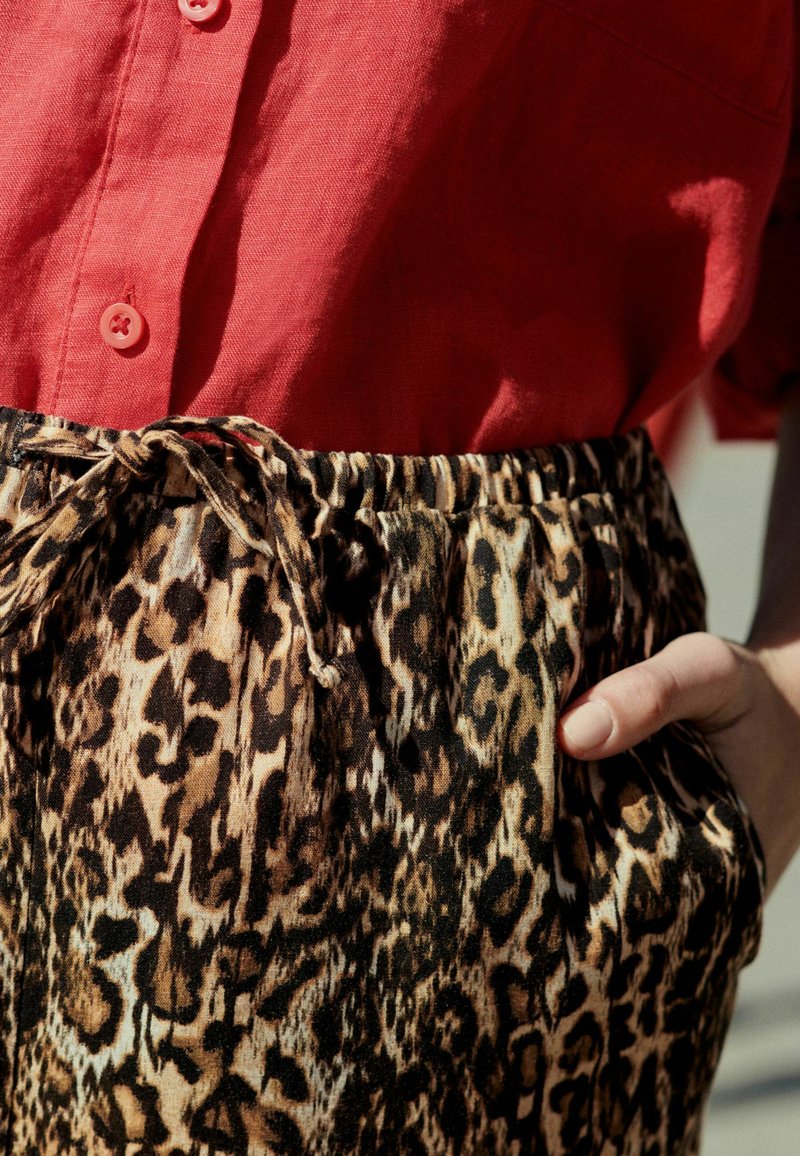 Next TIE WAIST WIDE LEG TALL - Nohavice - animal